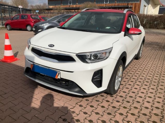 Kia Stonic 64.695 km 14.790 &euro; Mönchengladbach 41061