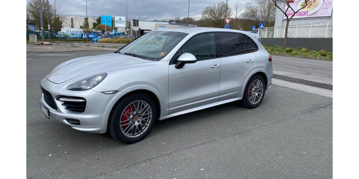 Porsche Cayenne 197.300 km 20.900 &euro; Erkrath 40699