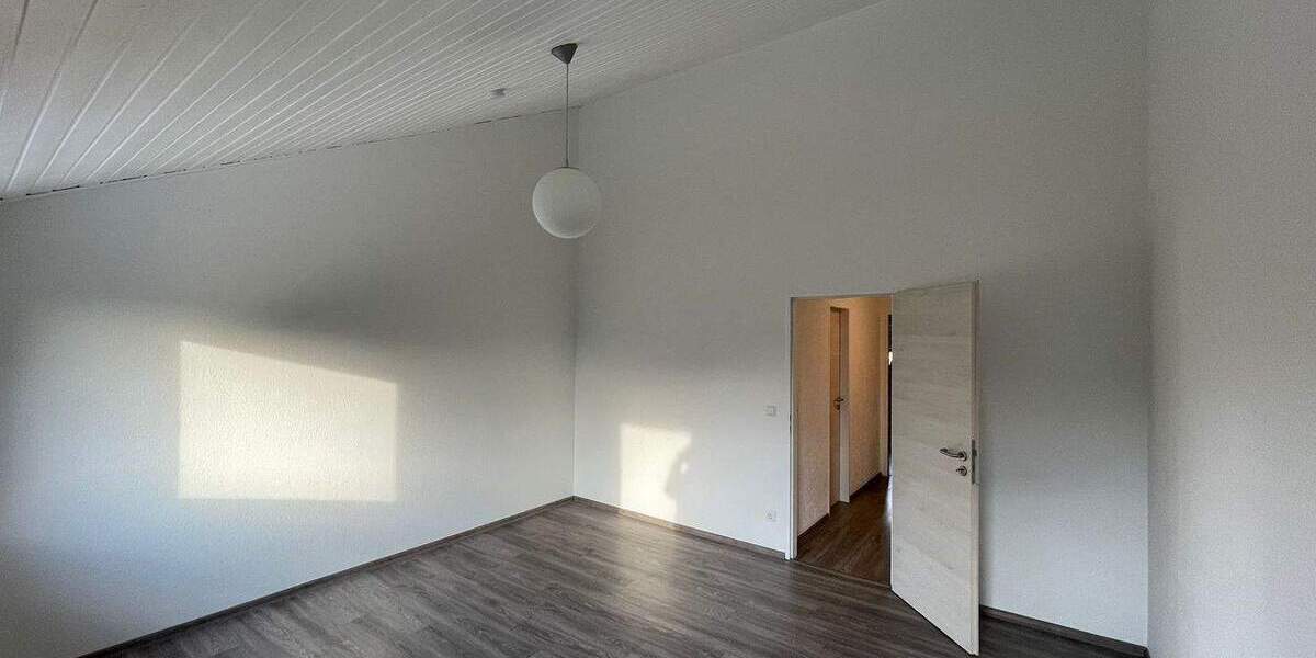 Reihenmittelhaus Mönchengladbach Wickrathberg - 3 Zimmer, 90 m&sup2;, 275.000&euro; | Angebot:25745908