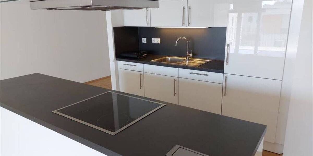 Etagenwohnung Mönchengladbach Stadtmitte - 3 Zimmer, 90 m&sup2;, 1.199&euro; | Angebot:26128795