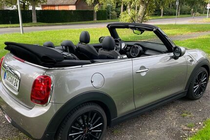 Mini Cooper Cabrio 62.900 km 20.200 &euro; Krefeld 47800