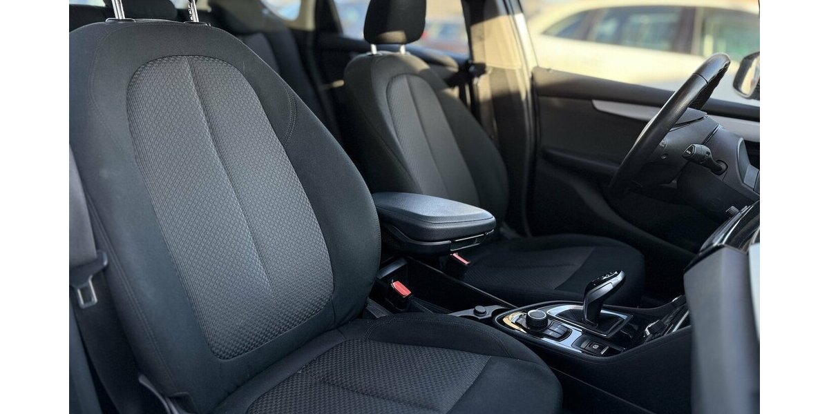 BMW 218 Active Tourer Automatik / PANO / LED / 1.Hd 65.000 km 15.900 &euro; Mönchengladbach 41066