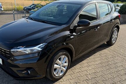 Dacia Sandero 56.600 km 12.980 &euro; Langenfeld 40764