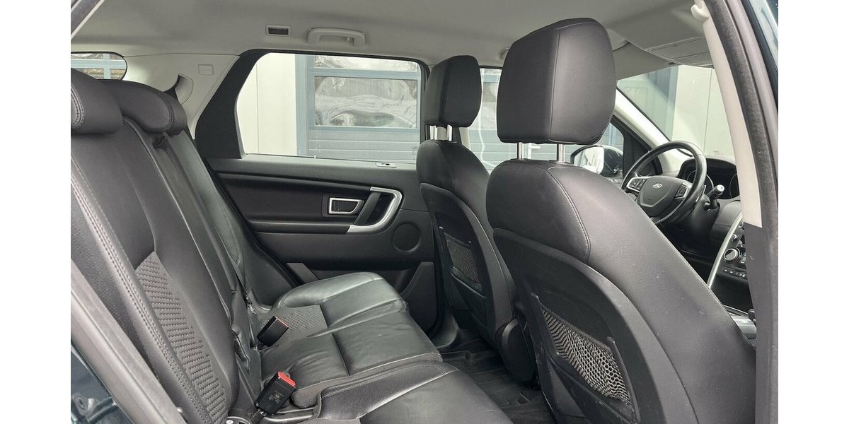 Land Rover Discovery Sport SE AWD/ Automatik/ Allrad/ Leder 206.000 km 9.890 &euro; Mönchengladbach 41066