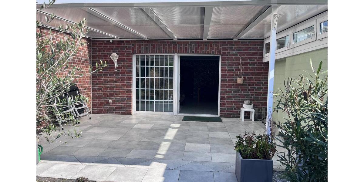 Mehrfamilienhaus, Wohnhaus Bergheim - 4 Zimmer, 167 m&sup2;, 2.080&euro; | Angebot:25899926