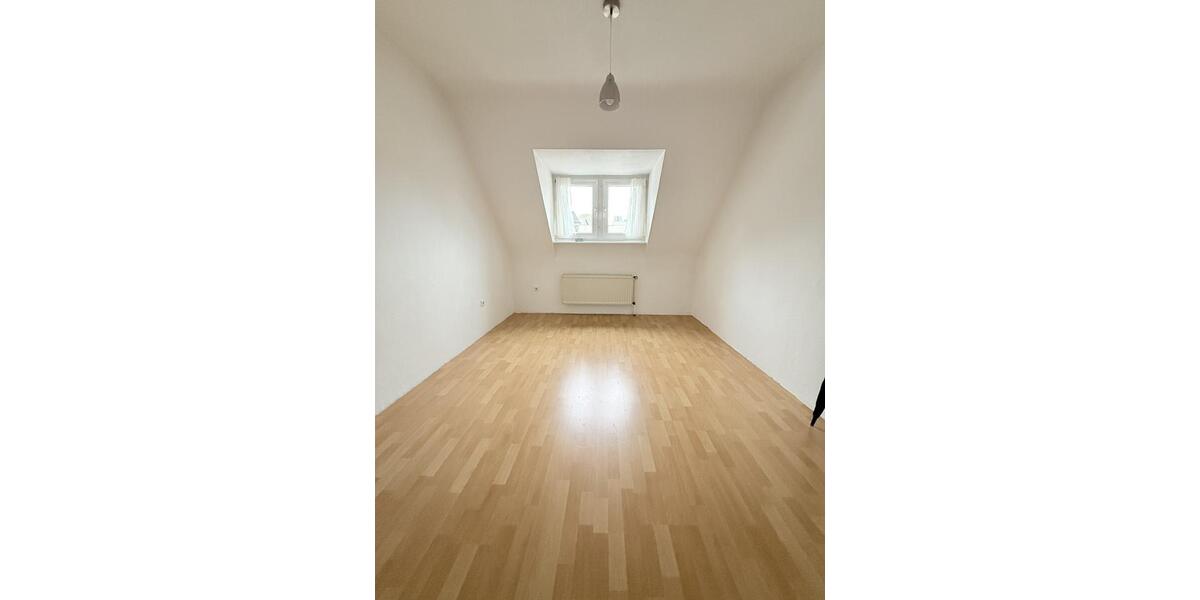 Etagenwohnung Krefeld - 2 Zimmer, 50 m&sup2;, 729&euro; | Angebot:25783006