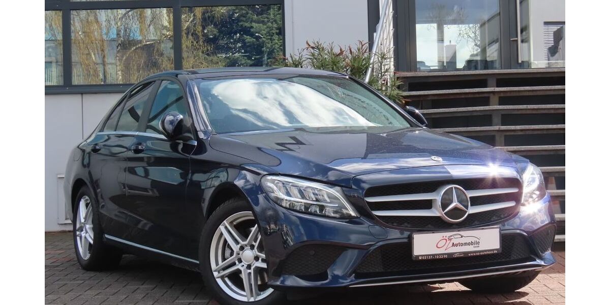 Mercedes-Benz C 220 98.662 km 24.900 &euro; Neuss 41469