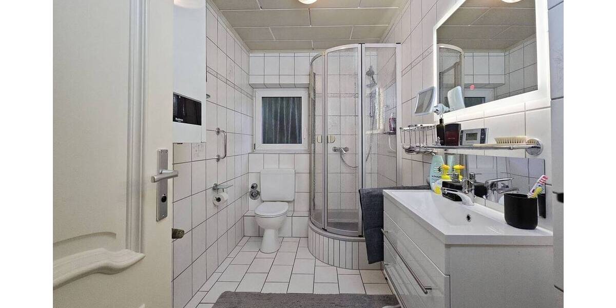 Etagenwohnung Krefeld Bockum - 2 Zimmer, 63 m&sup2;, 228.000&euro; | Angebot:26142474