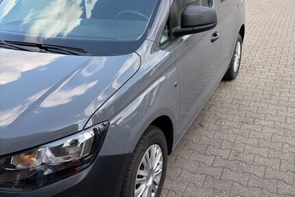 VW Caddy 143.400 km 17.300 &euro; Viersen 41747