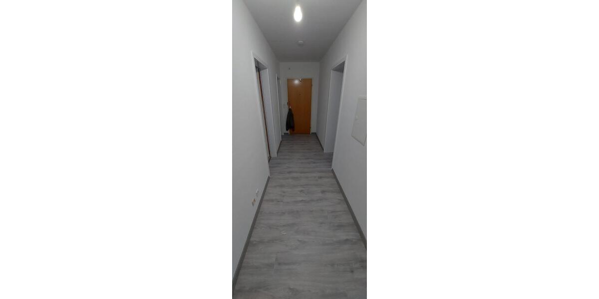 Etagenwohnung Neuss Reuschenberg - 3 Zimmer, 77 m&sup2;, 930&euro; | Angebot:25844077