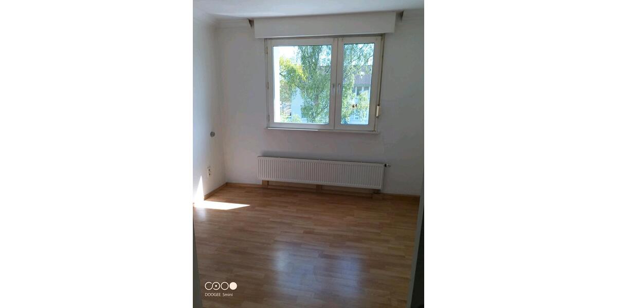 Etagenwohnung Krefeld Gellep-Stratum - 2.5 Zimmer, 50 m&sup2;, 110.000&euro; | Angebot:26966052