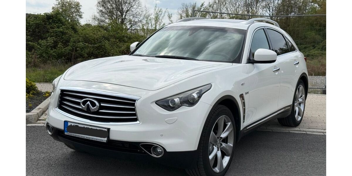 INFINITI QX70 228.000 km 13.900 &euro; Hilden 40724