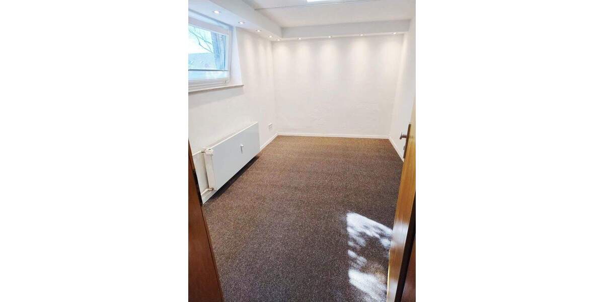 Etagenwohnung Düsseldorf Unterbach - 4 Zimmer, 88 m&sup2;, 350.000&euro; | Angebot:25906556