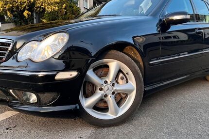 Mercedes-Benz C 200 282.069 km 3.200 &euro; Hilden 40723