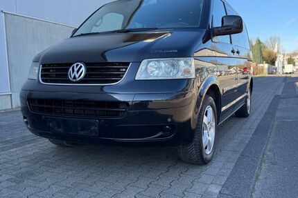 VW T5 Transporter 310.000 km 7.999 &euro; Mönchengladbach 41238
