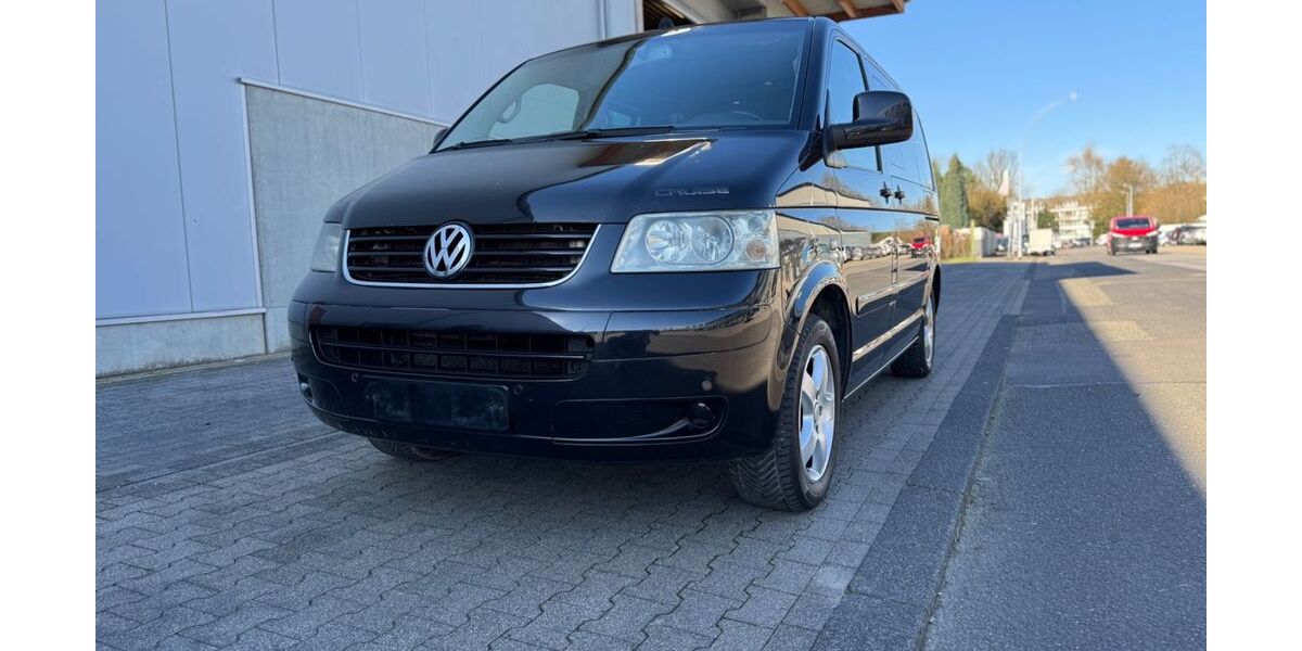 VW T5 Transporter 310.000 km 7.999 &euro; Mönchengladbach 41238
