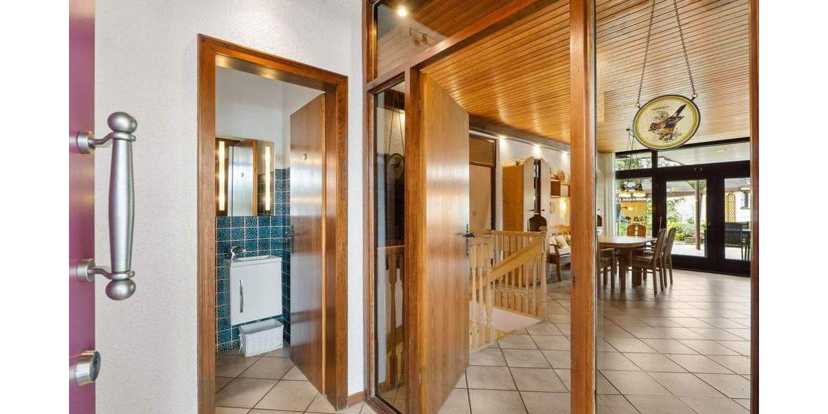 Bungalow Dormagen Hackenbroich - 8 Zimmer, 239 m&sup2;, 549.000&euro; | Angebot:26230626