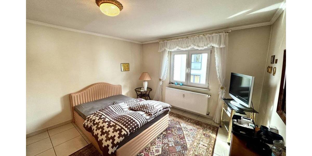 Mehrfamilienhaus, Wohnhaus Leverkusen Bürrig - 6 Zimmer, 159 m&sup2;, 599.000&euro; | Angebot:25926433