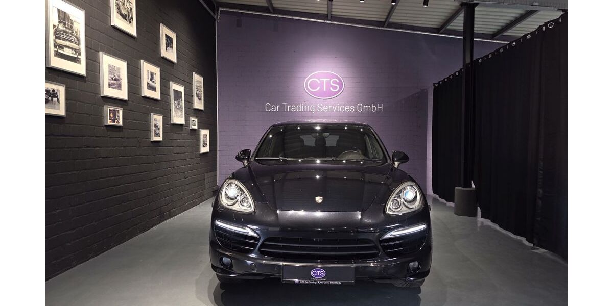 Porsche Cayenne 176.801 km 19.900 &euro; Düsseldorf 40476