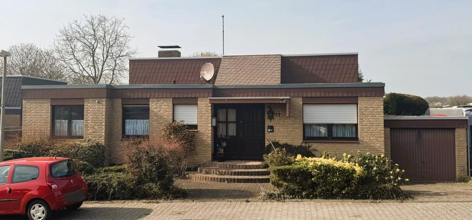Einfamilienhaus Hückelhoven - 7 Zimmer, 210 m&sup2;, 490.000&euro; | Angebot:25992369