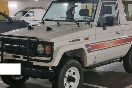 Toyota Land Cruiser 178.500 km 12.850 &euro; Garath 40595