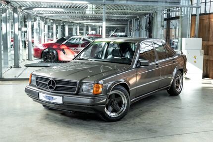 Mercedes-Benz 190 75.657 km 179.890 &euro; Düsseldorf 40591
