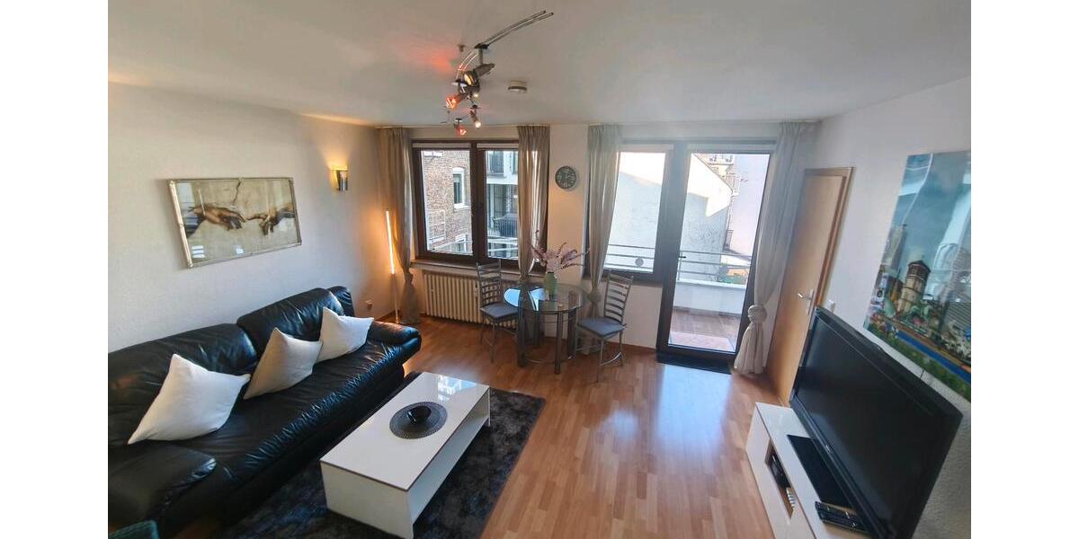 Etagenwohnung Düsseldorf Pempelfort - 1 Zimmer, 36 m&sup2;, 1.200&euro; | Angebot:25047333