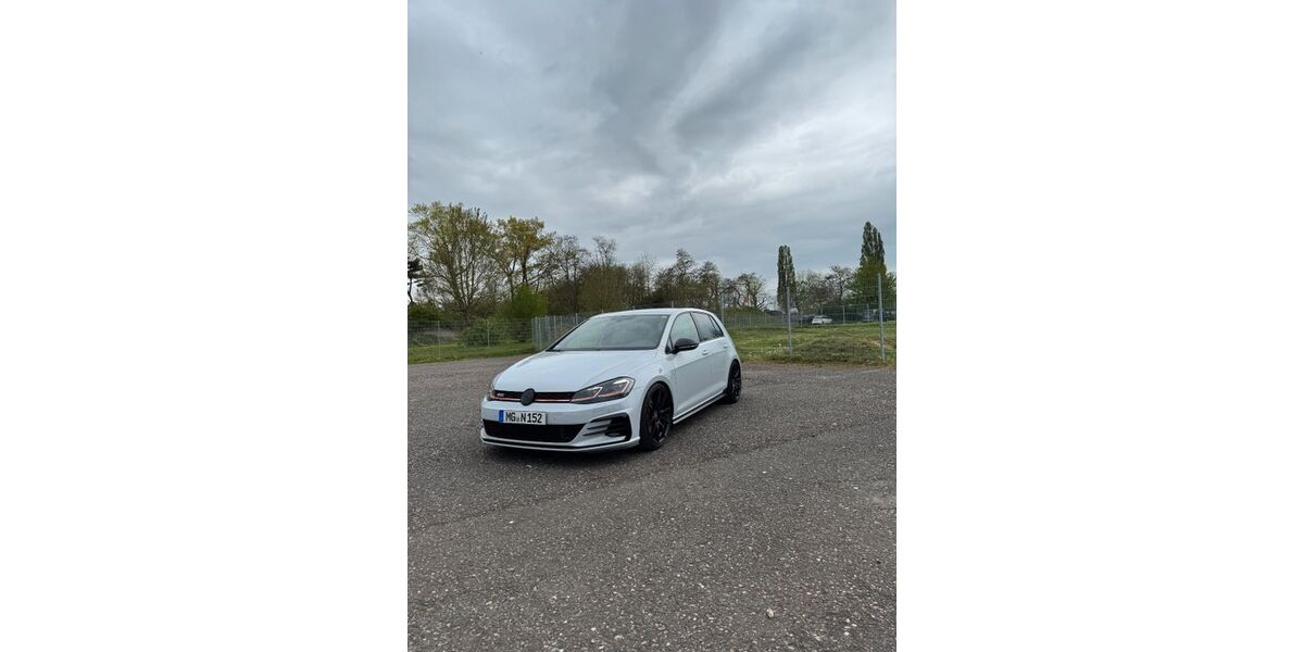 VW Golf 117.460 km 25.000 &euro; Mönchengladbach 41065