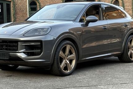 Porsche Cayenne 9.700 km 117.790 &euro; Frechen (bei Köln) 50226