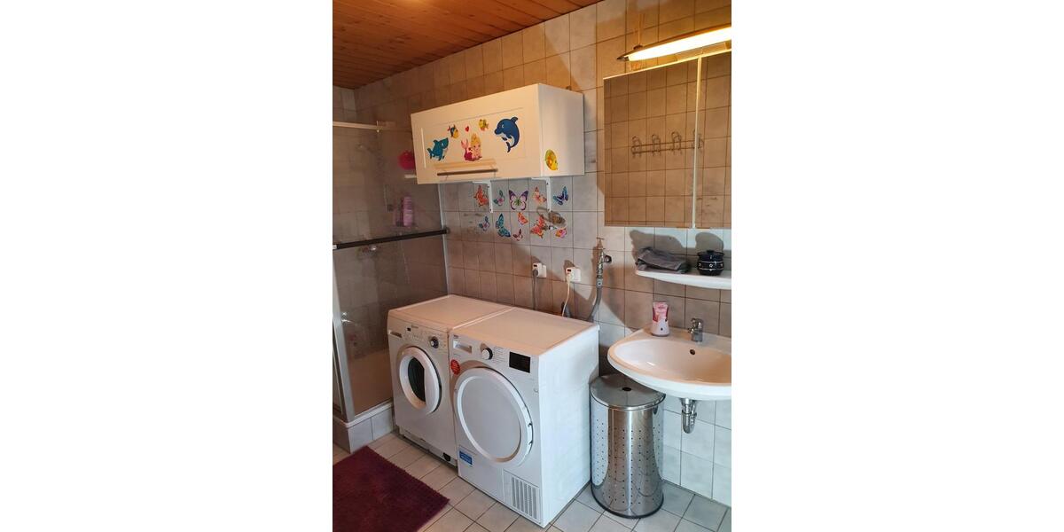 Einfamilienhaus Linnich - 8 Zimmer, 150 m&sup2;, 460.000&euro; | Angebot:25282171