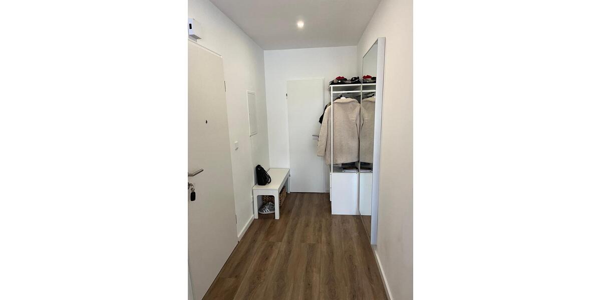 Hochparterre Mönchengladbach Ost - 3 Zimmer, 77 m&sup2;, 1.100&euro; | Angebot:25403027