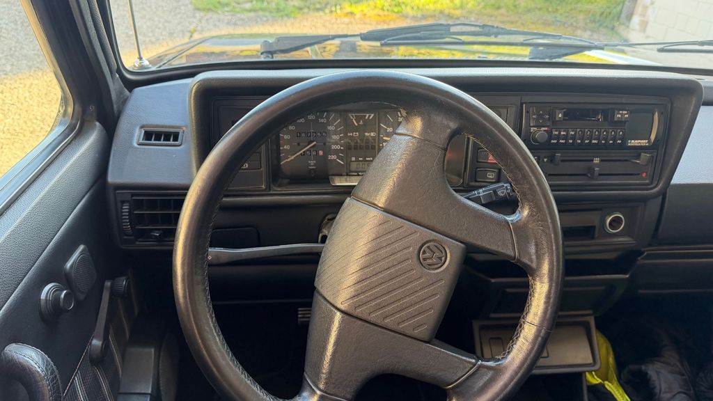 VW Golf 170.000 km 9.999 &euro; Düsseldorf 40223