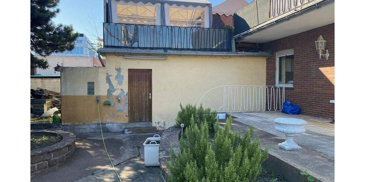 Mehrfamilienhaus, Wohnhaus Frechen - 9 Zimmer, 178 m&sup2;, 439.000&euro; | Angebot:25899348