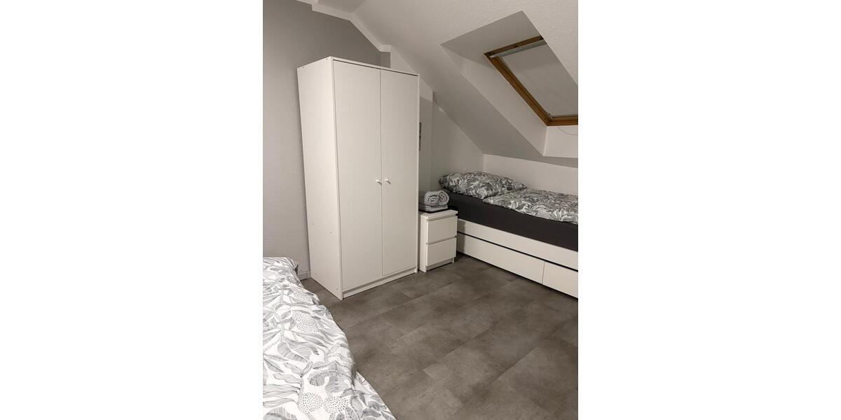 Etagenwohnung Düsseldorf - 2.5 Zimmer, 70 m&sup2;, 1.650&euro; | Angebot:26045515