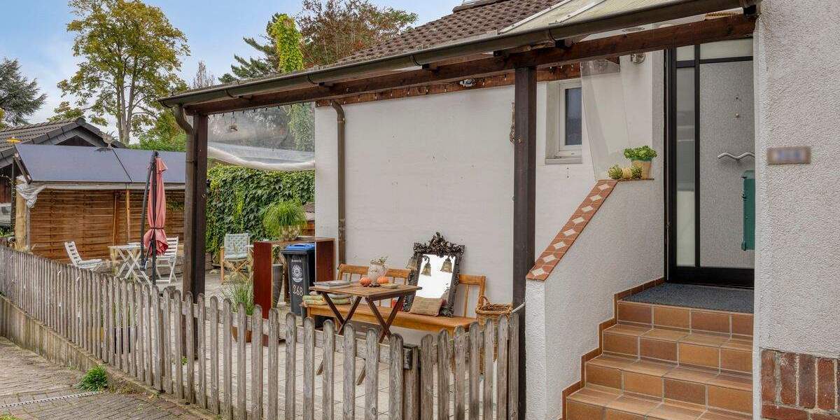 Doppelhaushälfte Düsseldorf Wittlaer - 2 Zimmer, 89 m&sup2;, 398.000&euro; | Angebot:25687695