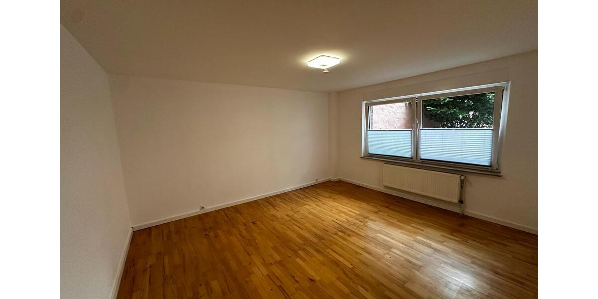 Erdgeschoßwohnung Krefeld - 3 Zimmer, 77 m&sup2;, 1.031&euro; | Angebot:26045505