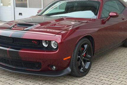 Dodge Challenger 36.000 km 30.950 &euro; Jülich 52428