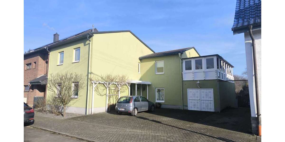 Einfamilienhaus Frechen - 7 Zimmer, 270 m&sup2;, 770.000&euro; | Angebot:25355597