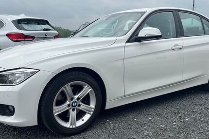 BMW 320 123.000 km 15.200 &euro; Bergheim 50127