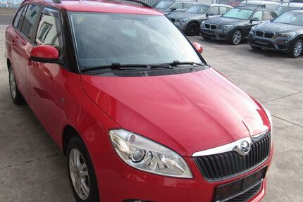 Skoda Fabia 63.800 km 7.400 &euro; Leverkusen 51371