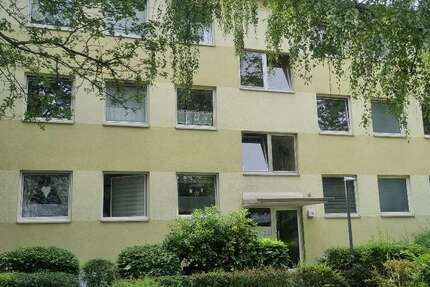 Wohnung Düsseldorf Knittkuhl - 4 Zimmer, 77 m&sup2;, 885&euro; | Angebot:26994173