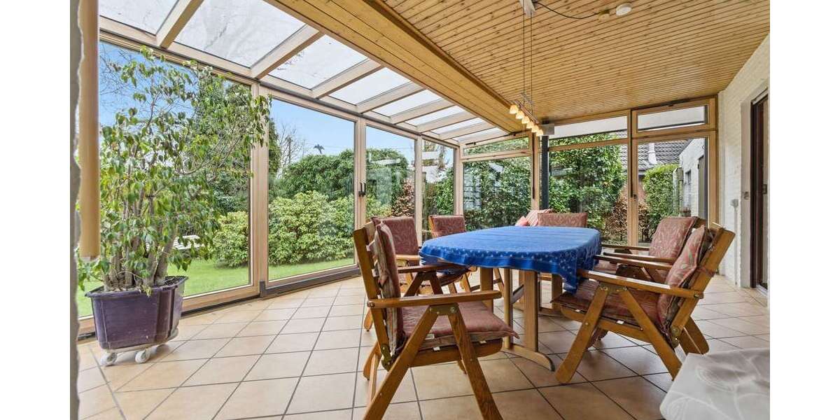 Einfamilienhaus Mönchengladbach Ost - 7 Zimmer, 179 m&sup2;, 529.000&euro; | Angebot:26043226
