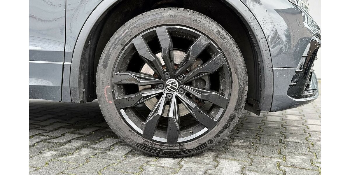 VW Tiguan R-Line / 4Motion / Pano / Memory/ Keyless 14.600 km 42.900 &euro; Mönchengladbach 41066