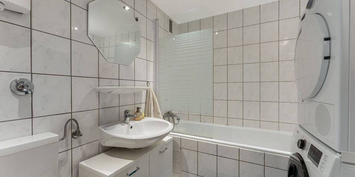 Etagenwohnung Bergheim Ahe - 4 Zimmer, 100 m&sup2;, 120.000&euro; | Angebot:26117669