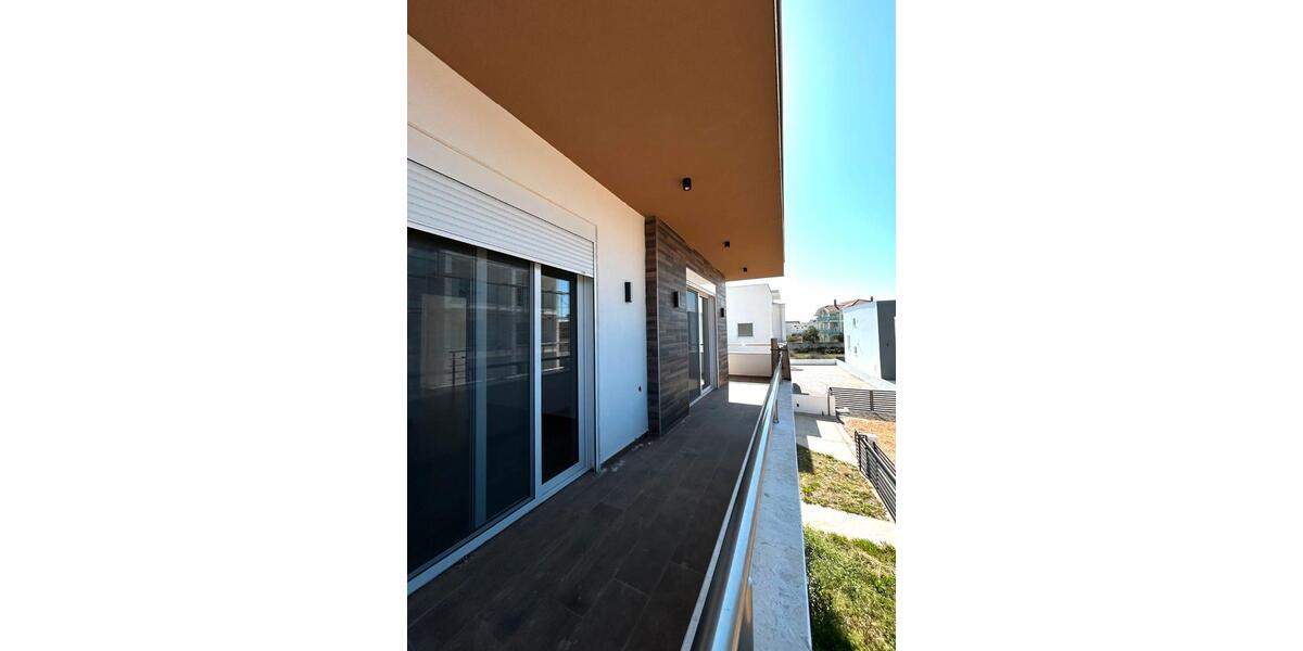 Villa Mönchengladbach Nord - 5 Zimmer, 168 m&sup2;, 199.000&euro; | Angebot:25986650