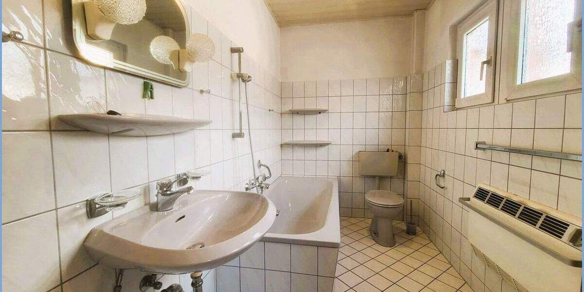 Einfamilienhaus Frechen Bachem - 7 Zimmer, 129 m&sup2;, 450.000&euro; | Angebot:25772495