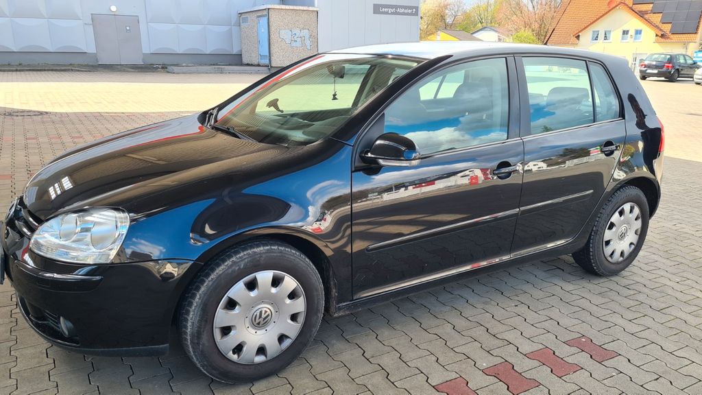 VW Golf 179.000 km 2.550 &euro; Hilden 40724