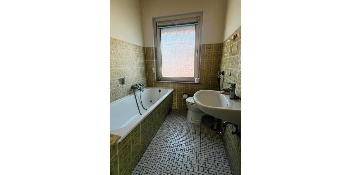 Doppelhaushälfte Mönchengladbach West - 4 Zimmer, 88 m&sup2;, 220.000&euro; | Angebot:25308802