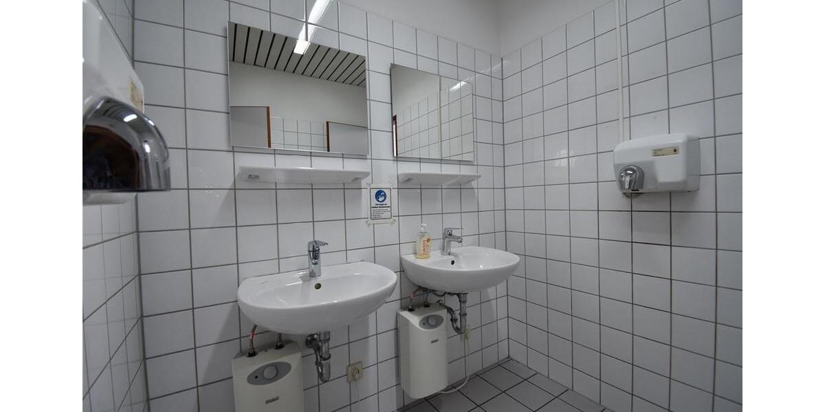 Gewerbeobjekt Düsseldorf Stadtbezirk 8 - 4.090&euro; | Angebot:16900915