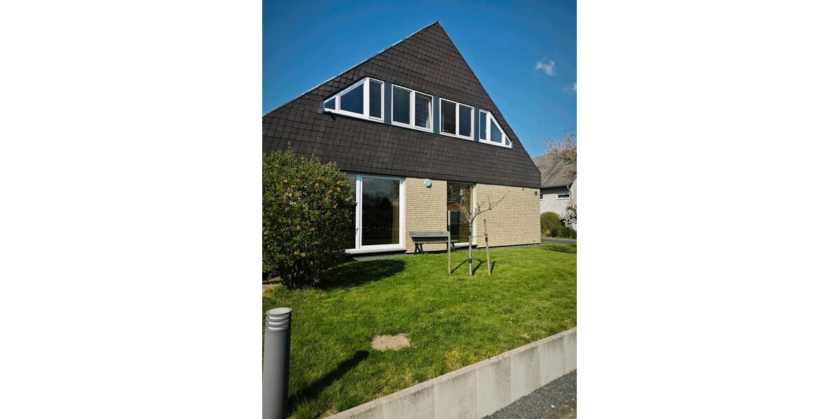 Einfamilienhaus Jüchen - 5 Zimmer, 200 m&sup2;, 4.800&euro; | Angebot:25840042